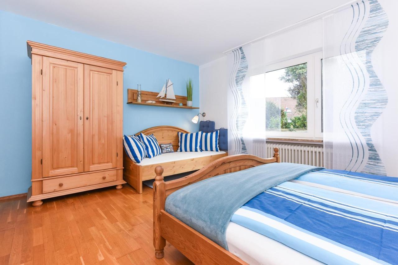 Ferienwohnungen Im Haus Ankerplatz Esens Buitenkant foto