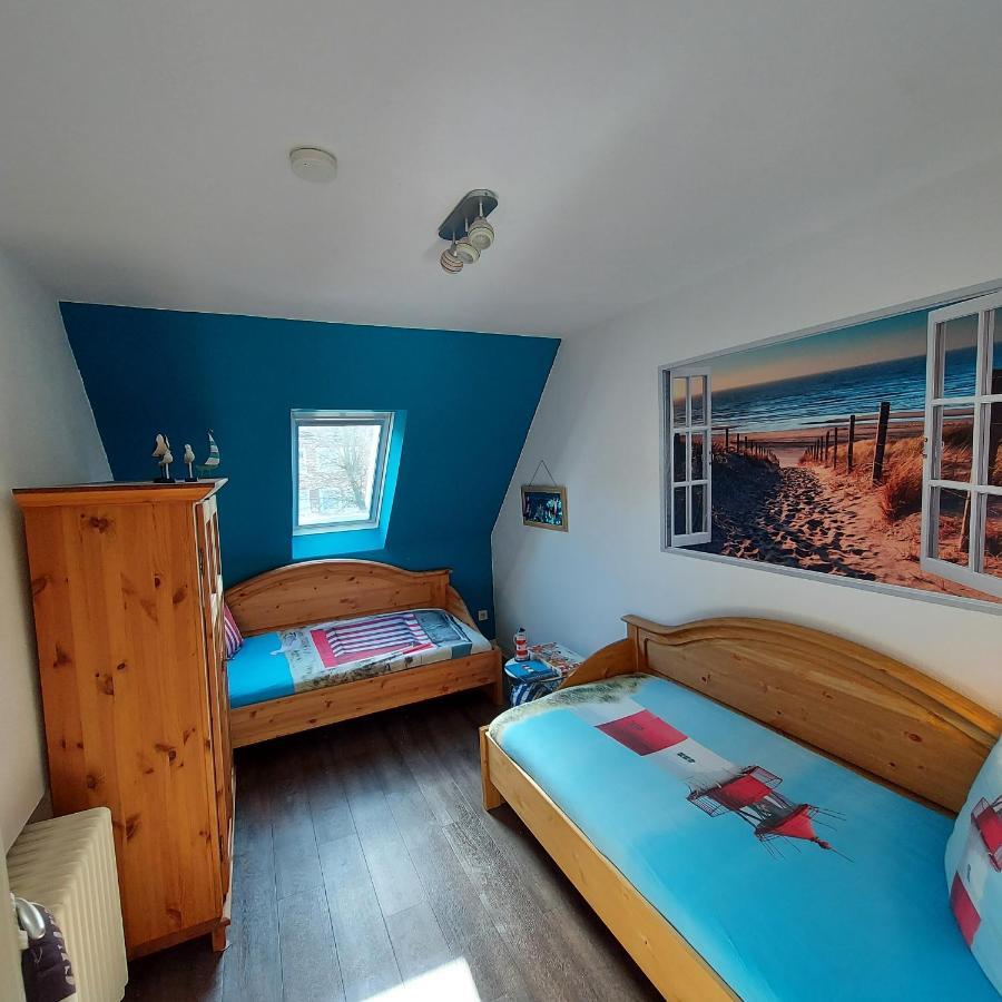 Ferienwohnungen Im Haus Ankerplatz Esens Buitenkant foto